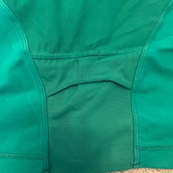 Lululemon running tank - Picture 4 of 4